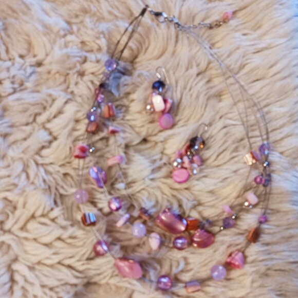 Fun In Pink & Silver Tones! - Picture 2 of 5